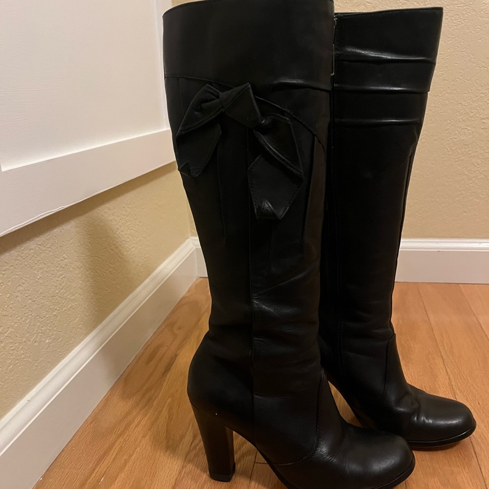 Seychelles Black Leather Boots size 7